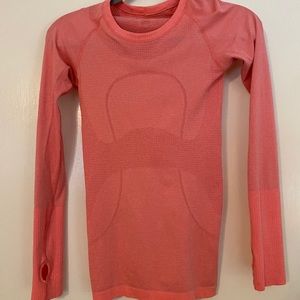 Lululemon swiftly tee